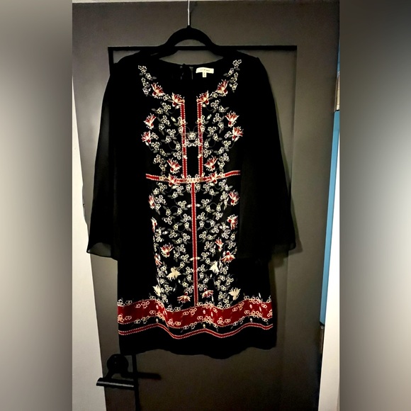 Max studio dress, long sleeve, bell sleeve, great for the holidays, size 10 - Picture 1 of 4